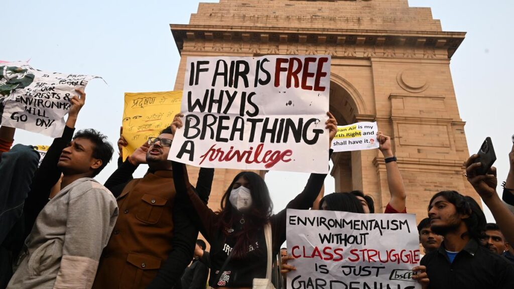 PROTEST AIR POLLUTION DEL
